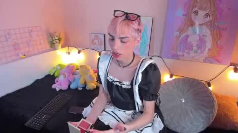 Snapshot of strawberry_kitty_ chatting on November 8, 4:23 am strawberry_kitty_ online show from November 8, 4:23 am