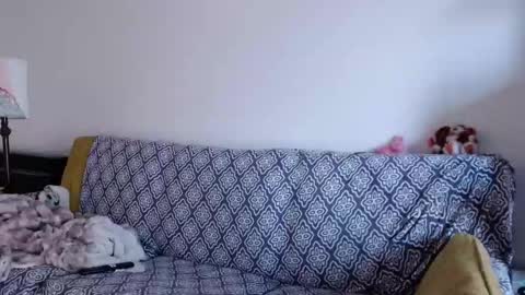 Strawberrylotsacake online show from November 19, 5:35 pm