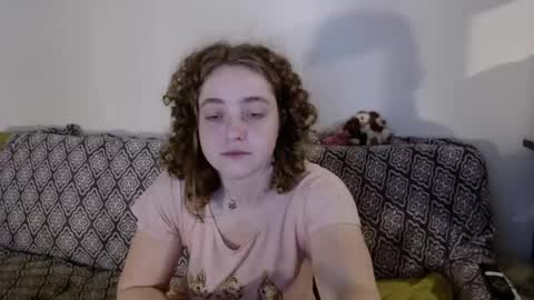 Strawberrylotsacake online show from February 10, 9:46 am