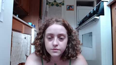 Snapshot of strawberrylotsacake chatting on May 22, 4:23 pm Strawberrylotsacake online show from May 22, 4:23 pm