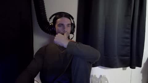 stringgreens777 online show from January 11, 1:05 pm