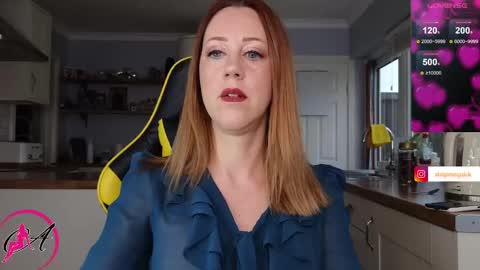 Amorina online show from December 3, 10:39 am