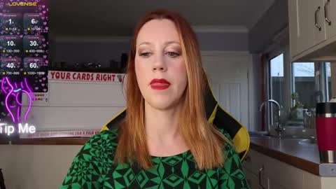 Amorina online show from January 17, 10:00 am