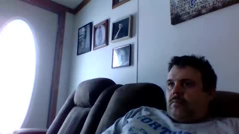 strokenmycock78 online show from February 1, 9:24 pm