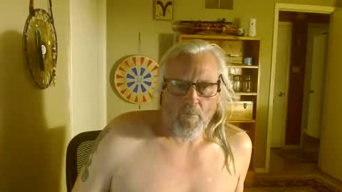 Snapshot of stroknpoker chatting on November 18, 11:26 pm stroknpoker online show from November 18, 11:26 pm