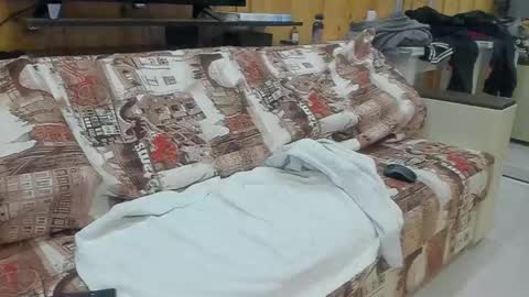 Snapshot of strong_arni chatting on March 6, 5:54 pm Strong Arni online show from March 6, 5:54 pm