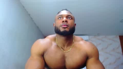 Snapshot of strong_george1 chatting on November 29, 7:17 pm strong_george1 online show from November 29, 7:17 pm