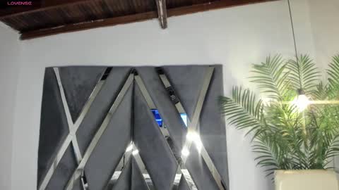 Snapshot of strong_girl_ chatting on November 14, 10:58 am Alexa online show from November 14, 10:58 am