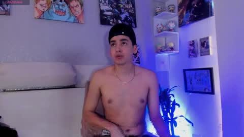 Snapshot of strong_rock69 chatting on April 6, 3:57 pm strong_rock69 online show from April 6, 3:57 pm