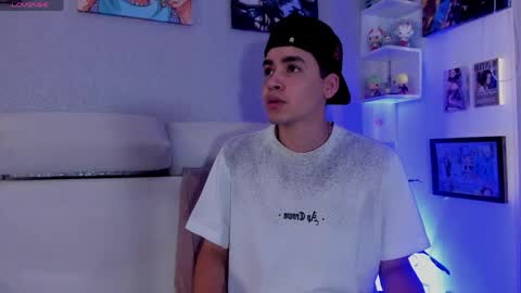 Snapshot of strong_rock69 chatting on April 7, 4:07 pm strong_rock69 online show from April 7, 4:07 pm