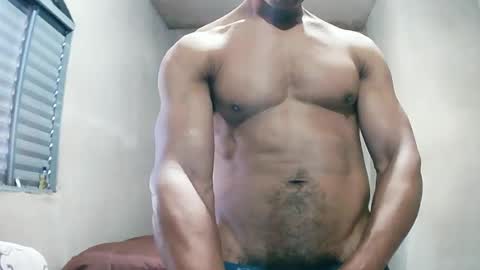 Snapshot of strongdaddyfantastic chatting on June 23, 2:26 pm strongdaddyfantastic online show from June 23, 2:26 pm