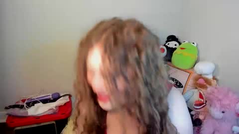 Snapshot of strwbby chatting on November 30, 6:17 am Strwbby online show from November 30, 6:17 am