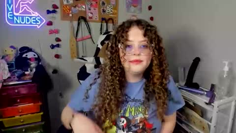 Strwbby online show from March 6, 6:10 am