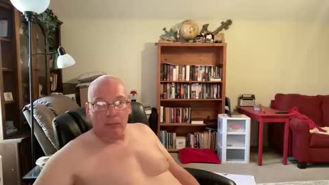 studballs1 online show from April 26, 2:04 pm