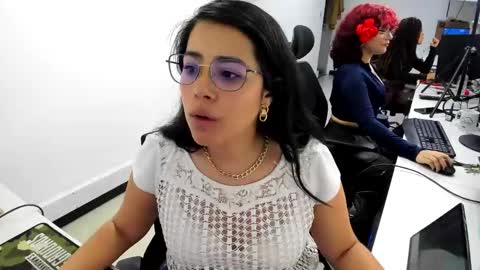 studcb_ online show from February 1, 11:27 pm