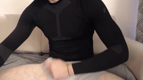 Stud From Paris online show from February 12, 3:29 pm