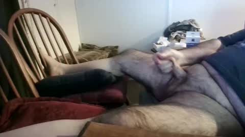 Snapshot of stugots42 chatting on November 19, 3:39 am stugots42 online show from November 19, 3:39 am