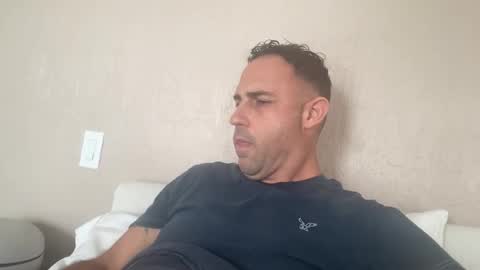 Snapshot of stukeswg chatting on September 8, 8:41 pm Simon online show from September 8, 8:41 pm