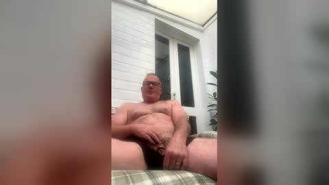 stumpyj2266 online show from May 2, 5:34 am