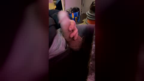 stuntcock4u2 online show from February 14, 7:32 pm