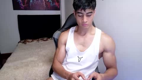 Snapshot of stylishman01 chatting on June 30, 9:49 pm stylish man online show from June 30, 9:49 pm