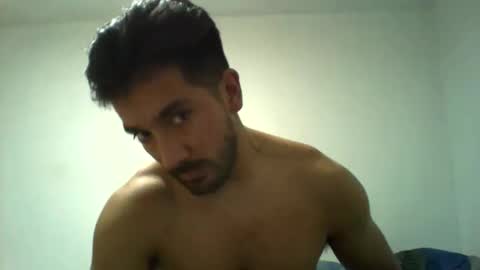 Snapshot of suaber_ chatting on November 3, 10:10 pm suaber_ online show from November 3, 10:10 pm