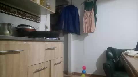 suarez25422459 online show from November 18, 10:09 am