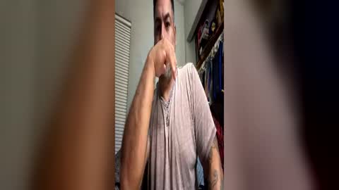 suavecito67 online show from June 15, 5:42 am