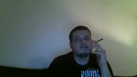 Snapshot of sub3100 chatting on December 10, 2:05 am 420Fun online show from December 10, 2:05 am