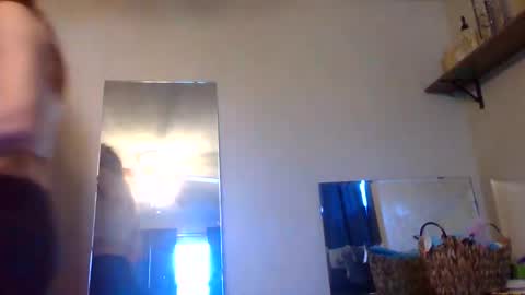 Snapshot of sub4you69brat chatting on November 27, 6:21 pm sub4you69brat online show from November 27, 6:21 pm