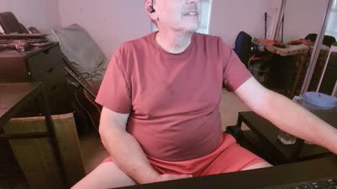 sublcr online show from November 9, 9:13 pm