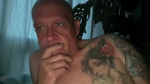 Submissed online show from August 2, 10:14 am