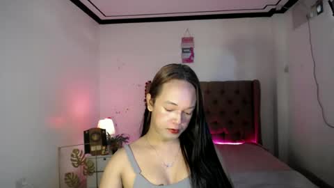 Snapshot of submissive_jane chatting on June 9, 12:33 am CALL ME JANE online show from June 9, 12:33 am