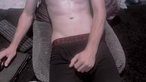 Snapshot of submissive_kory chatting on May 7, 10:53 am ControlMeViaTeamviewer online show from May 7, 10:53 am