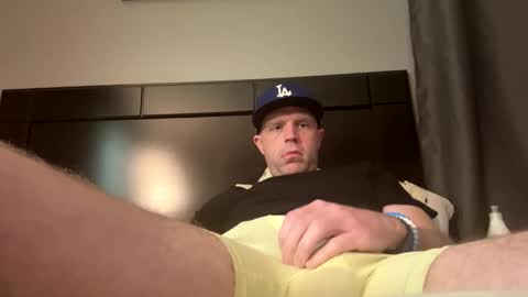submissivebrett381 online show from May 9, 6:46 pm