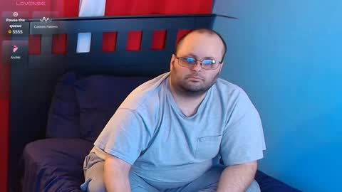 Snapshot of subzero_2689 chatting on November 28, 5:43 am subzero online show from November 28, 5:43 am