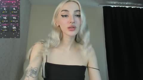 Chloe online show from September 17, 1:02 pm