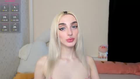 Chloe online show from June 15, 11:56 am