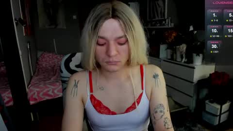 succubu_ss online show from May 16, 3:58 am