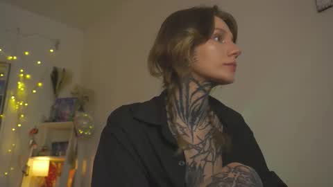 succubus_66 online show from March 5, 7:59 am