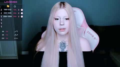 Snapshot of succubus_leslie chatting on September 28, 12:05 am succubus_leslie online show from September 28, 12:05 am