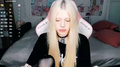 succubus_leslie online show from July 13, 11:07 pm
