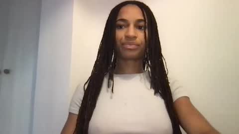 Snapshot of succubussirena chatting on March 16, 5:28 pm Succubus Sirena online show from March 16, 5:28 pm