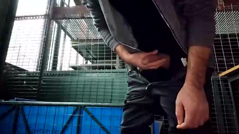 Snapshot of sucherealetreffen chatting on January 17, 3:43 pm sucherealetreffen online show from January 17, 3:43 pm