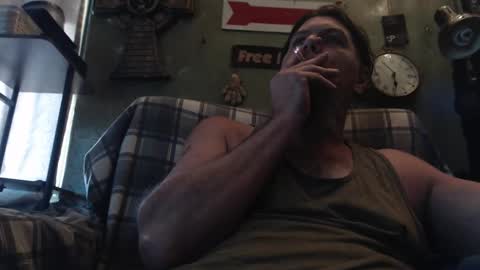 Snapshot of suck_me_good_420 chatting on November 8, 9:46 pm I aint your daddy call me Sir if you must call me anything online show from November 8, 9:46 pm