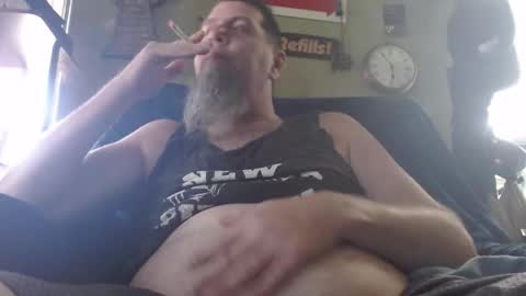 Snapshot of suck_me_good_420 chatting on November 18, 5:28 pm I aint your daddy call me Sir if you must call me anything online show from November 18, 5:28 pm