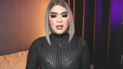 Snapshot of suckablecockoffreya chatting on January 27, 10:06 am JADE ELYSE online show from January 27, 10:06 am