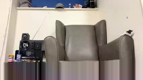 suckcockyh online show from November 8, 11:58 pm