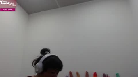 Sucky  online show from February 10, 12:20 pm