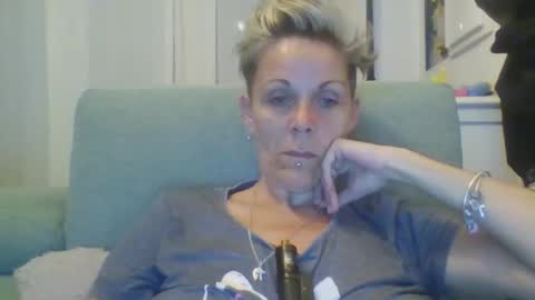 sucrette5629 online show from April 28, 8:03 pm